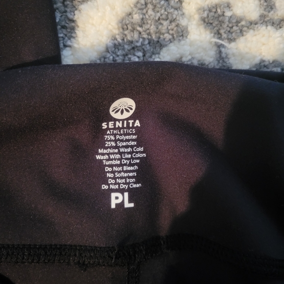 Senita joggers - Picture 2 of 2